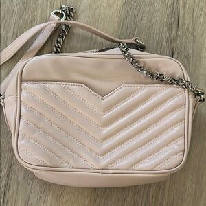 Express Chevron Chain Strap Bag - blush pink